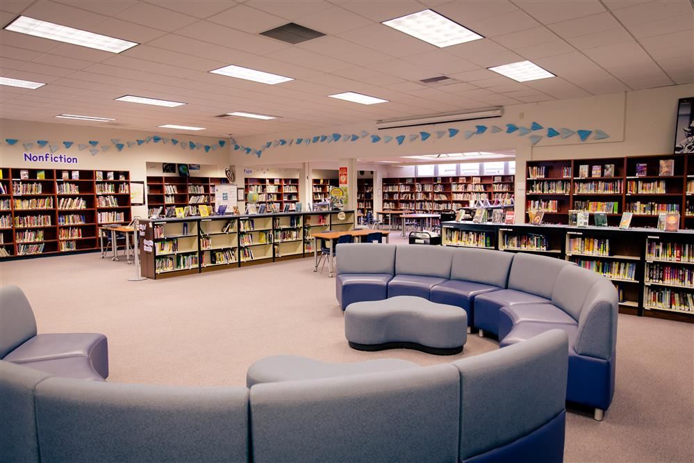 Sunnyvale Middle School library and flexible seating